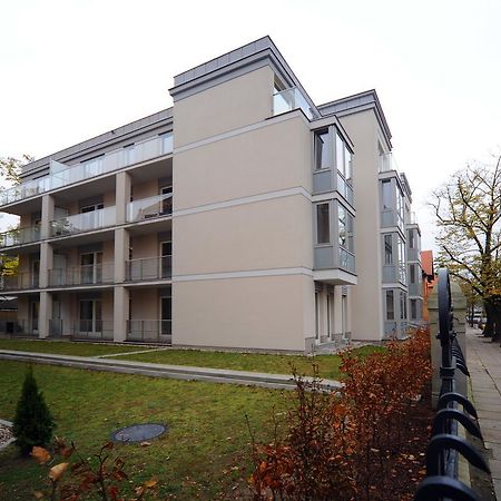 Very Berry - Orzeszkowej 10 - MTP Apartment, parking, balcony, check in 24h Poznań Buitenkant foto