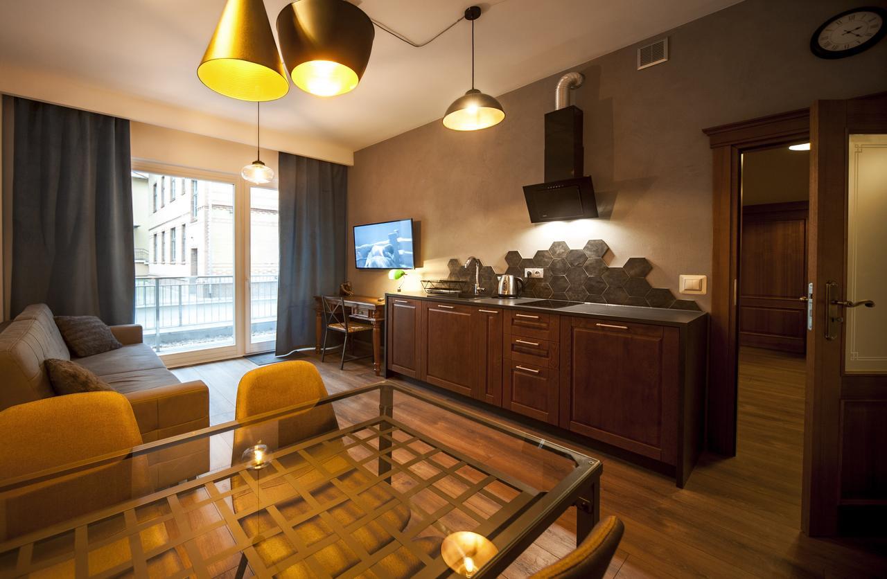 Very Berry - Orzeszkowej 10 - MTP Apartment, parking, balcony, check in 24h Poznań Buitenkant foto